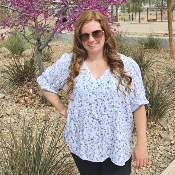 LOFT Tops - LOFT Floral White and Blue Women's Blouse